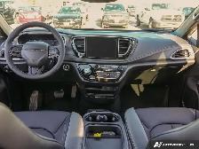 2027 Chrysler Pacifica SELECT AWD | BSM | FWD COLL | LANE | HTD - Photo 23