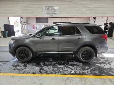 2018 Ford Explorer - Photo 2