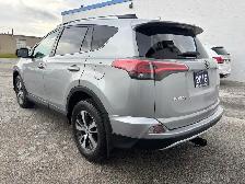2016 Toyota RAV4 XLE AWD - Photo 7