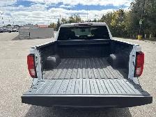 2025 GMC Sierra 1500 Elevation X31 Crew Cab 6' Box 4WD | No - Photo 17