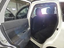 2011 Mitsubishi RVR - Photo 12