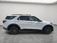 2026 Ford Explorer ST - Photo 7