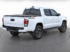 2020 Toyota Tacoma SPORT MANUAL DOUBLE CAB 4X4 TRD SPORT - Photo 4