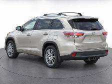2015 Toyota Highlander XLE AWD / XLE TRIM - Photo 3