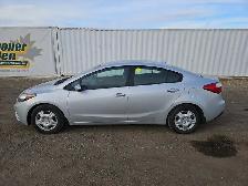2016 Kia Forte - Photo 8