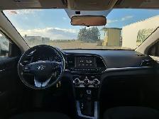 2019 Hyundai Elantra - Photo 18