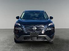 2025 Nissan Rogue SV Moonroof - Photo 10