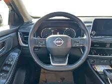 2025 Nissan Rogue SV Moonroof - Photo 17
