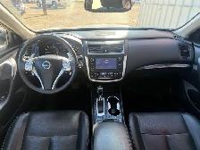 2017 Nissan Altima 3.5 SL - Photo 11