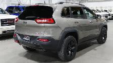 2017 Jeep Cherokee Leather Plus 4x4 | 3.2L | HEATED SEATS & STEE - Photo 5