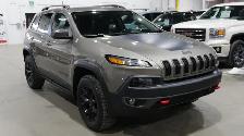 2017 Jeep Cherokee Leather Plus 4x4 | 3.2L | HEATED SEATS & STEE - Photo 6