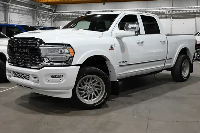 2023 Ram 2500 2023 Ram 2500 Limited 4x4 | 6.7L CUMMINS | CREW