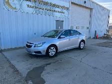 2013 Chevrolet Cruze LT | Command Start | Reverse Camera - Photo 9