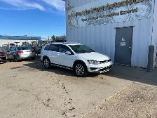 2017 Volkswagen Golf Alltrack S AWD | Reverse Camera | Heated Se - Photo 3