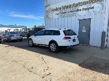 2017 Volkswagen Golf Alltrack S AWD | Reverse Camera | Heated Se - Photo 6
