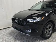 2025 Ford Escape ST-Line AWD - Remote Start, Backup Camera, Auto - Photo 3