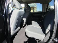 2017 RAM 1500 4WD Crew Cab 140.5' ST - Photo 9