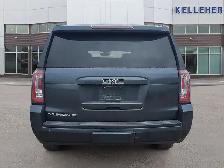 2019 GMC Yukon XL SLT | Heated Seats | 7 Seats | Rear Seat DVD - Photo 4