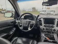2019 GMC Yukon XL SLT | Heated Seats | 7 Seats | Rear Seat DVD - Photo 5