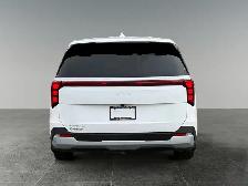 2025 Kia Carnival LX - Photo 5