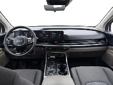 2025 Kia Carnival LX - Photo 15