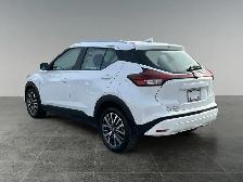 2025 Nissan Kicks Play SV - Photo 4