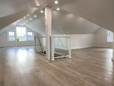Bright & Spacious Home w/ Studio Loft for 5  Quiet Neighbourhood - Photo 4