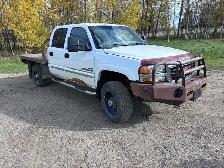 2006 GMC 2500HD - Photo 2