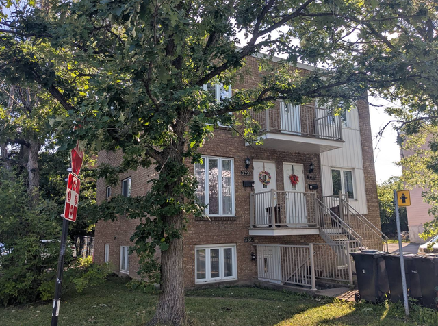 Logement 4.5 pièces à louer à Longueuil