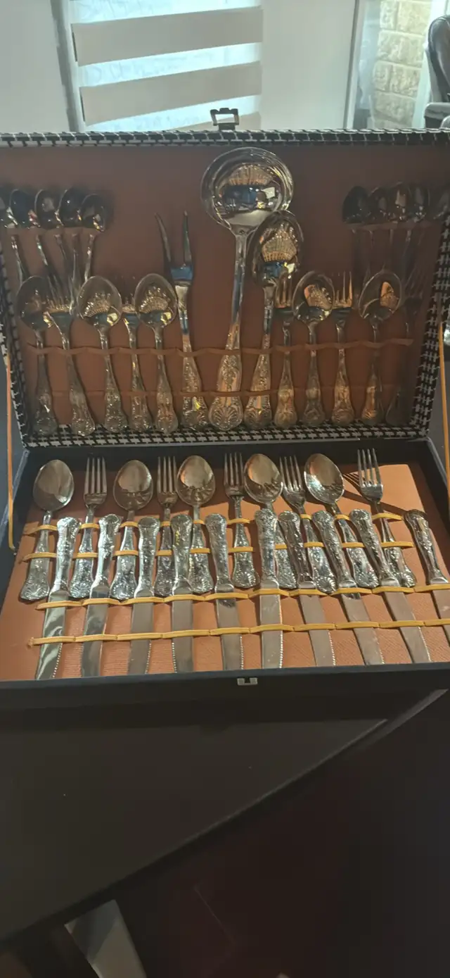 Silver plated Cutlery Set
