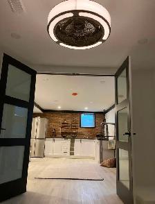 GORGEOUS BOWMAMVILLE LOWER APARTMENT - Photo 7