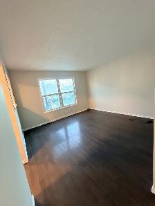 2 bedroom condo for recent in Westbrook Sw - Photo 2