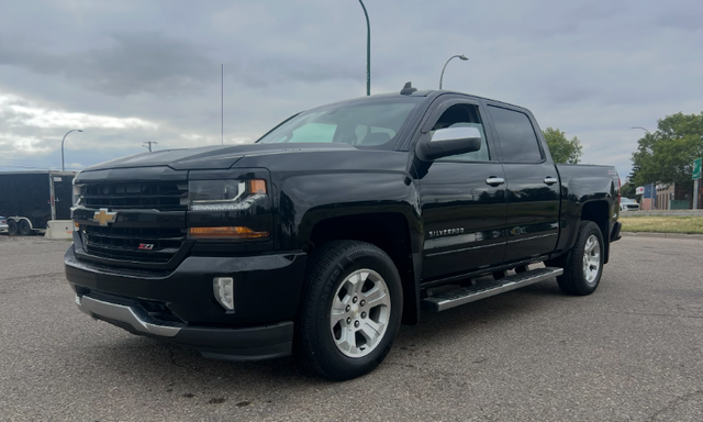 2017 Chevrolet Silverado 1500 LT Z71 Crew Cab 4X4