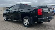 2017 Chevrolet Silverado 1500 LT Z71 Crew Cab 4X4 - Photo 3
