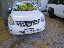 2012 NISSAN. ROUGE - Photo 2