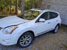 2012 NISSAN. ROUGE - Photo 3