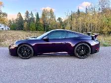 2023 Porsche 911 Carrera 4 GTS 2,800 KM 7 Spd PTS - Photo 2