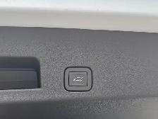 2027 Chevrolet Traverse Z71 - Photo 8