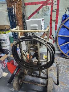 INDUSTRIAL PAINT OR OIL SPRAYER - Photo 2