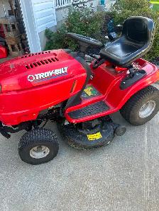 Lawn tractor for sale - Photo 4