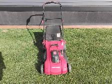 Lawn Mower - Photo 3