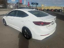 2017 HYUNDAI ELANTRA GL - HEATED SEATS - BACK-UP CAM - BLUETOOTH - Photo 3