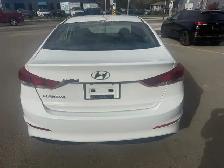 2017 HYUNDAI ELANTRA GL - HEATED SEATS - BACK-UP CAM - BLUETOOTH - Photo 4