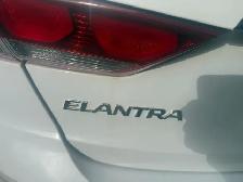 2017 HYUNDAI ELANTRA GL - HEATED SEATS - BACK-UP CAM - BLUETOOTH - Photo 9