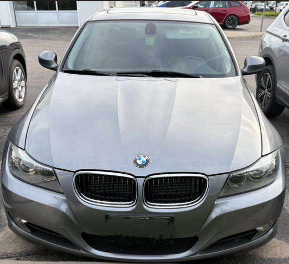 2011 BMW 328i 4-Door Sedan – ONLY 84,000