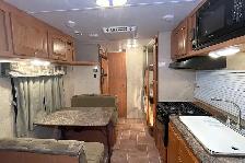 2011 Forest River Flagstaff Micro-Lite 23LB – Bunk Model Trailer - Photo 14