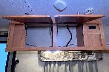 2011 Forest River Flagstaff Micro-Lite 23LB – Bunk Model Trailer - Photo 17