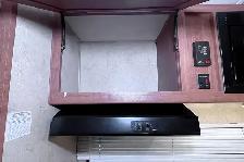 2011 Forest River Flagstaff Micro-Lite 23LB – Bunk Model Trailer - Photo 21
