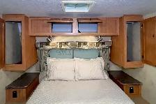 2011 Forest River Flagstaff Micro-Lite 23LB – Bunk Model Trailer - Photo 38