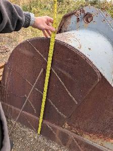 Loader bucket Attachment - Photo 5